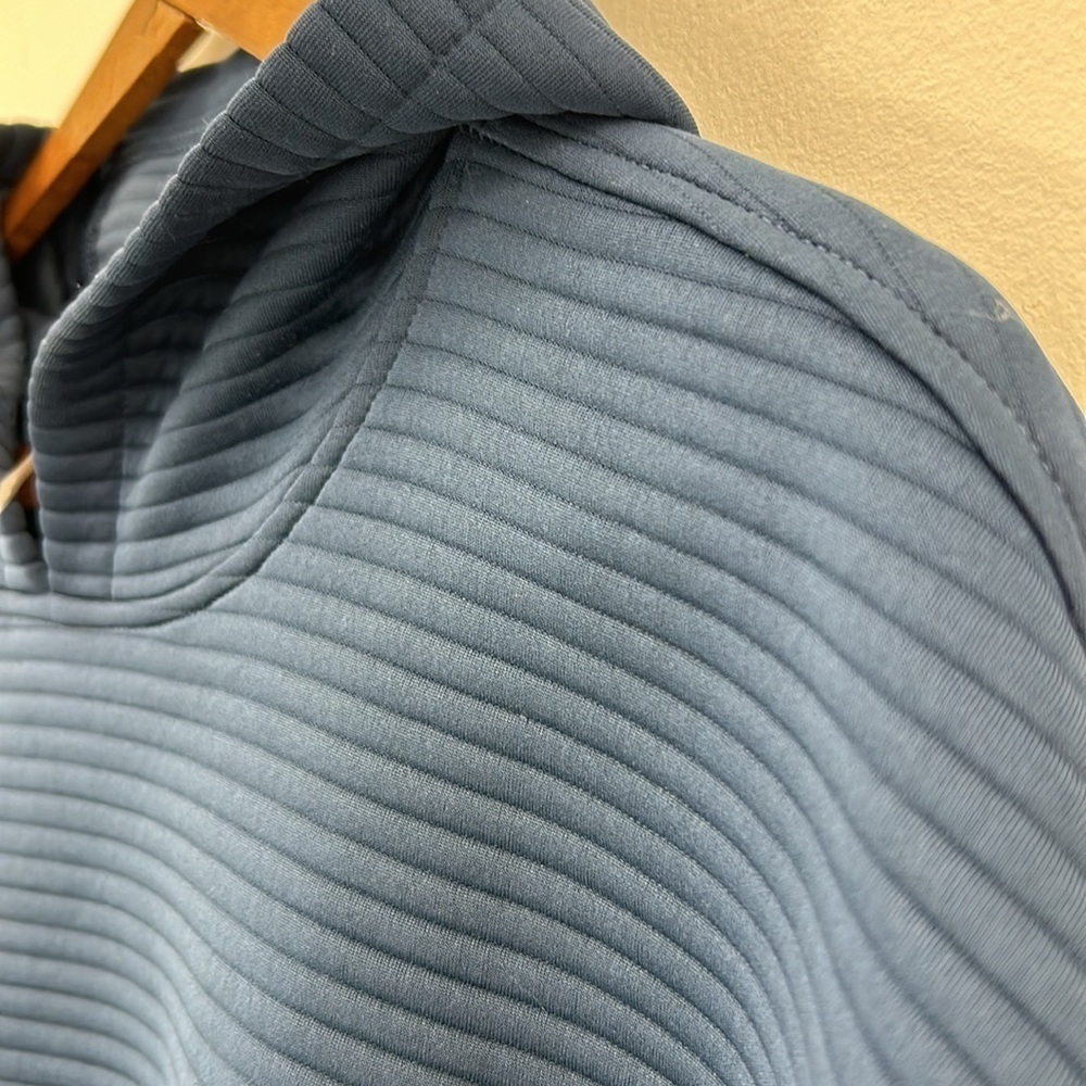 Hyba Textured Hooded Pullover Women's XL Blue Yoga Walk Gym Workout Bike Hike - Picture 5 of 7